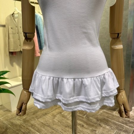 이단 프릴 민소매 티셔츠