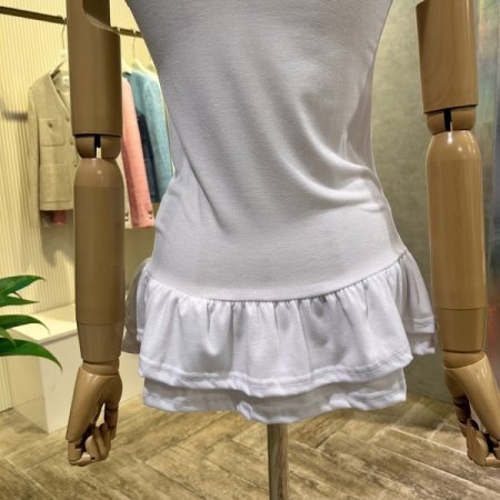 이단 프릴 민소매 티셔츠