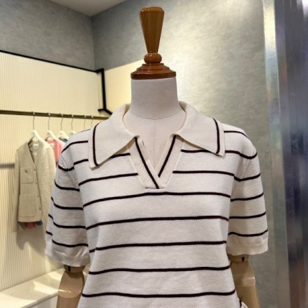 카라 스트라이프 니트