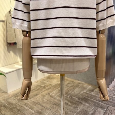 카라 스트라이프 니트
