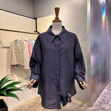 백 스트랩 박시 블라우스