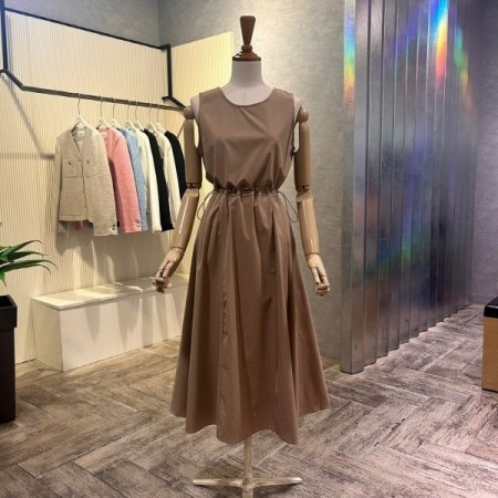 플레어 스트링 민소매 원피스