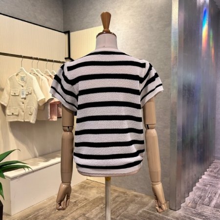 배색 이중 캡소매 니트