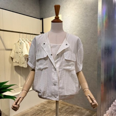 라운드 레이어드 단추 포켓 점퍼