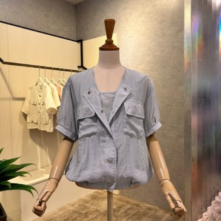 라운드 레이어드 단추 포켓 점퍼