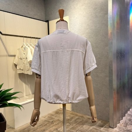 라운드 레이어드 단추 포켓 점퍼