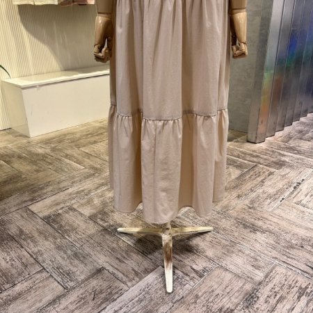 V넥 카라 스트랩 롱 원피스