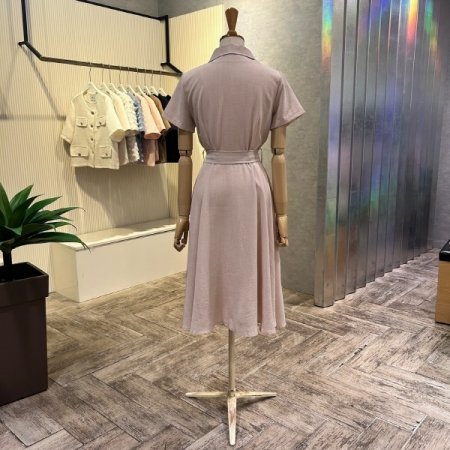 벨티드 다트 카라 단추 원피스