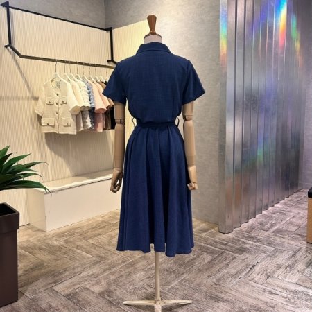 다트 카라 단추 벨티드 원피스