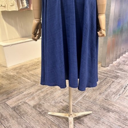 다트 카라 단추 벨티드 원피스