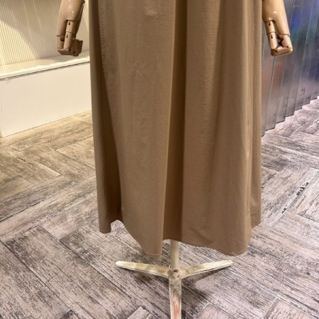 레이어드 카라 밴딩 롱 원피스