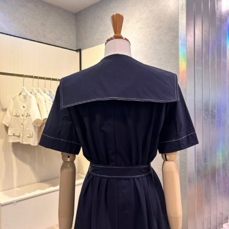 벨티드 세일러 카라 롱 원피스