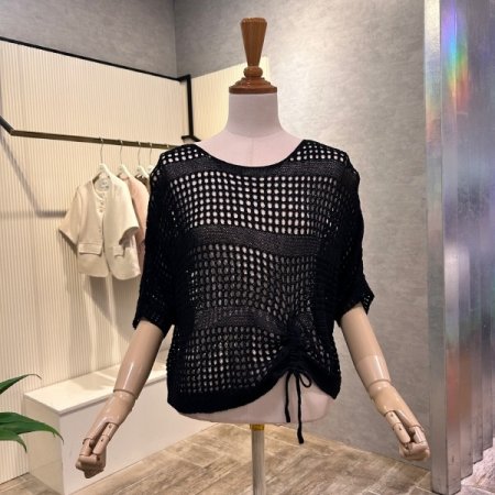 나그랑 스트랩 셔링 펀칭 니트