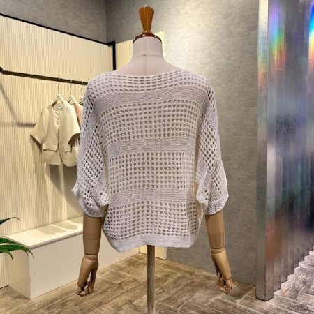 나그랑 스트랩 셔링 펀칭 니트