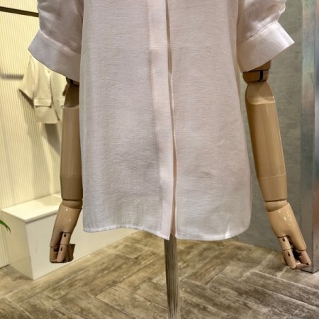 퍼프 소매 카라 단추 블라우스