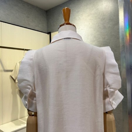 퍼프 소매 카라 단추 블라우스