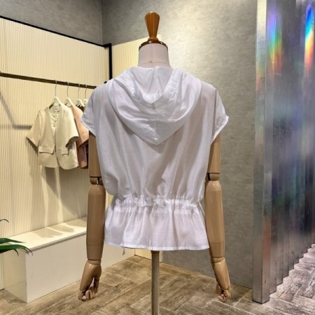 후드 스트랩 캡소매 베스트