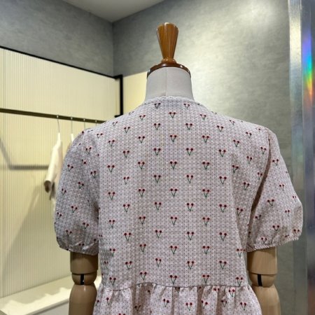 체리 프린트 리본 블라우스