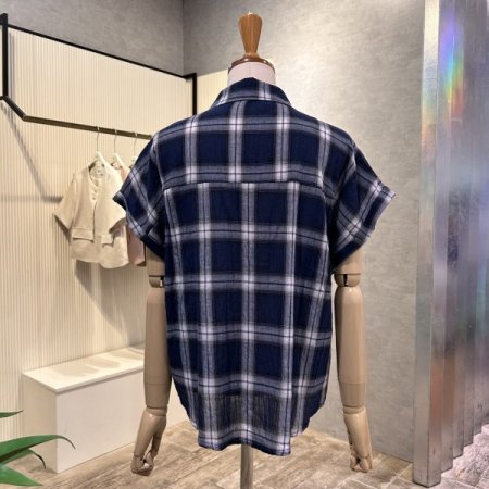 캡소매 단추 체크 셔츠
