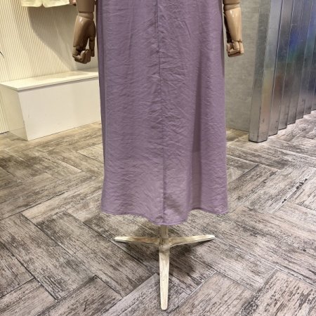 스퀘어넥 퍼프 소매 원피스