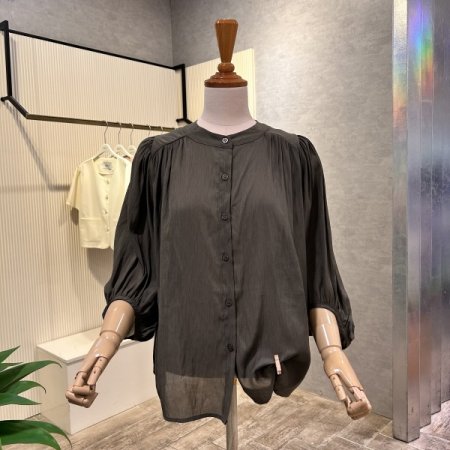 나그랑 셔링 소매 블라우스