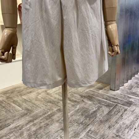 백 밴딩 원턱 반바지