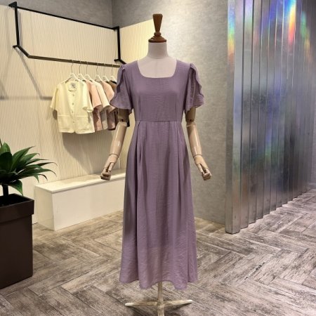 퍼프 소매 스퀘어넥 원피스