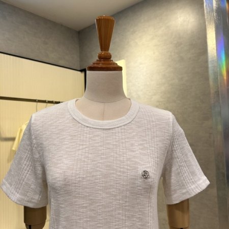 자수 프릴단 라운드 티셔츠