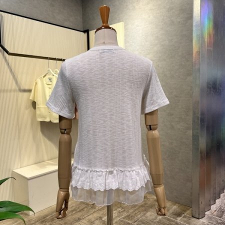 자수 프릴단 라운드 티셔츠