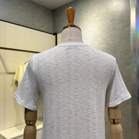 자수 프릴단 라운드 티셔츠