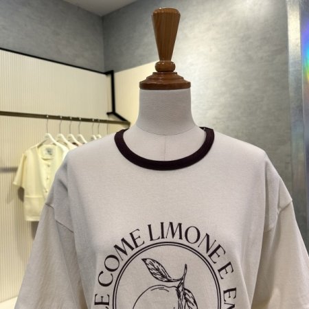 레터링 배색 라인 티셔츠