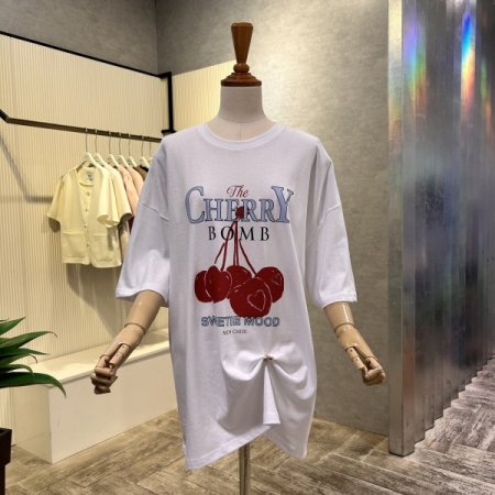 체리 레터링 박시 롱 티셔츠