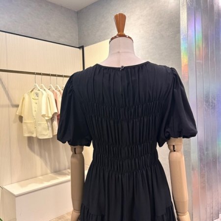 라운드 셔링 밴딩 원피스