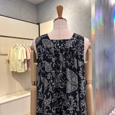 패턴 V넥 민소매 롱 원피스