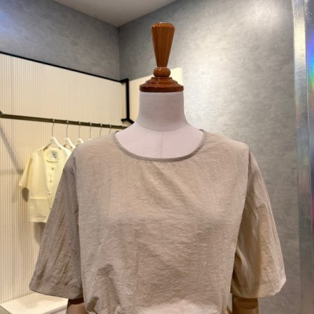 라운드 스트랩 셋업 블라우스