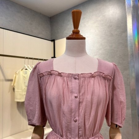 프릴 스퀘어넥 밴딩 블라우스