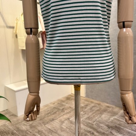 스트라이프 민소매 티셔츠