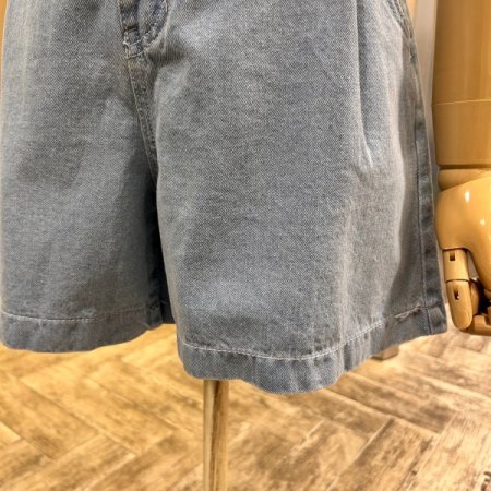 원턱 백밴딩 헤지 반바지