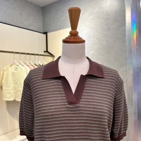 스트라이프 카라 니트