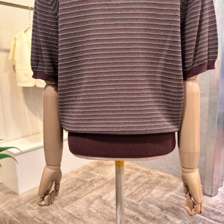 스트라이프 카라 니트