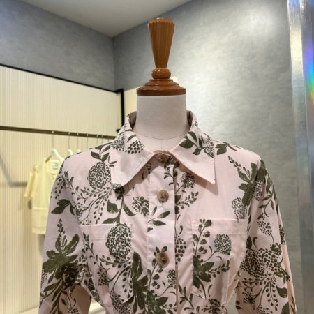 벨티드 카라 나염 셋업 블라우스