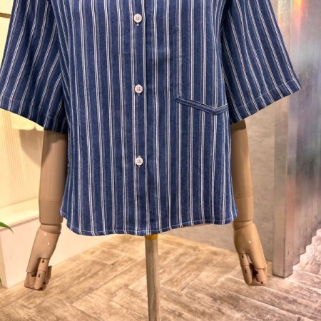 스트라이프 크롭 셔츠