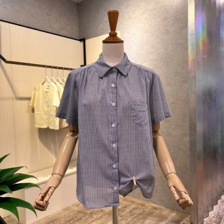 셔링 스트라이프 블라우스