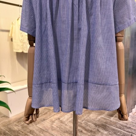 셔링 스트라이프 블라우스