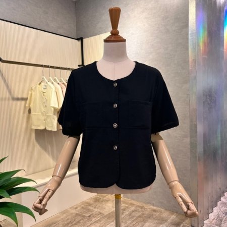 라운드 단추 반팔 자켓