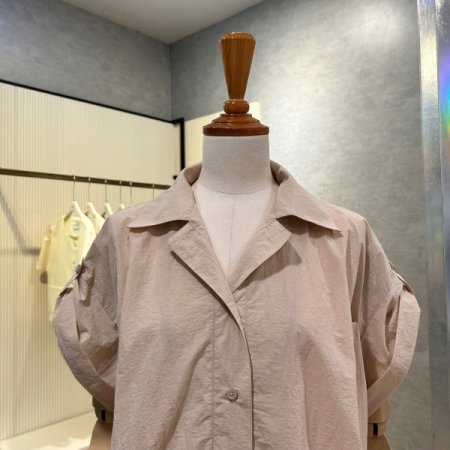 카라 스트링 롤업 캡소매 셔츠