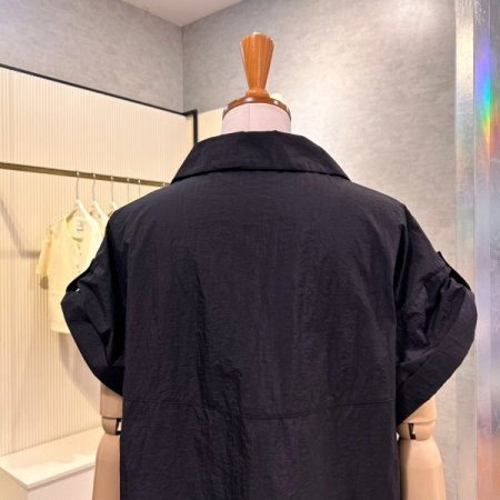 롤업 캡소매 카라 스트링 셔츠