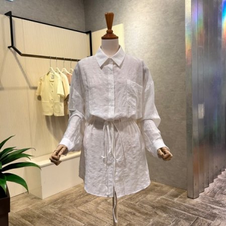 스트랩 카라 박시 하프 셔츠