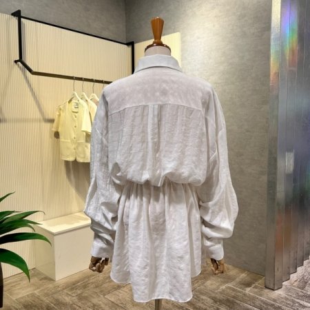 스트랩 카라 박시 하프 셔츠