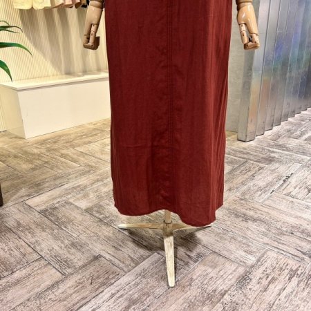 라운드 민소매 롱 원피스